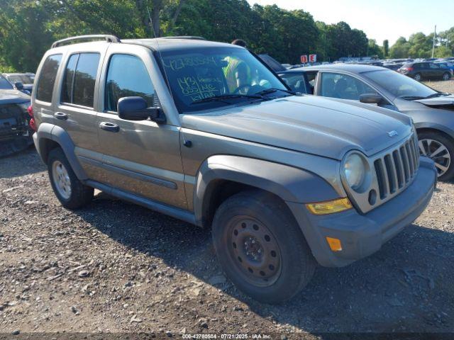  Salvage Jeep Liberty