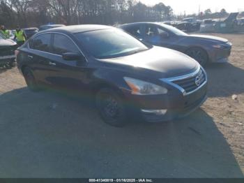  Salvage Nissan Altima