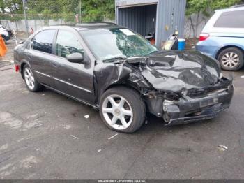  Salvage Nissan Maxima