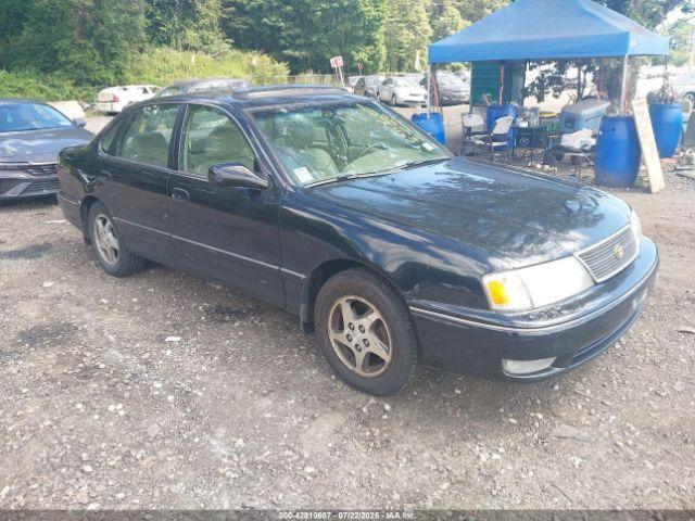  Salvage Toyota Avalon