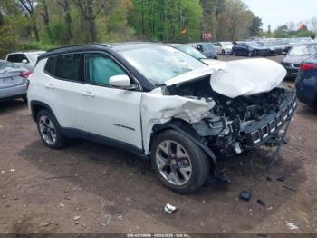  Salvage Jeep Compass