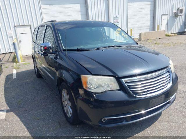  Salvage Chrysler Town & Country