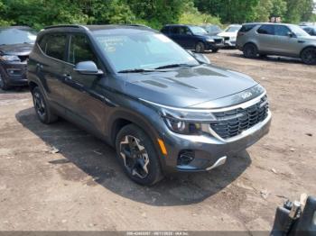  Salvage Kia Seltos