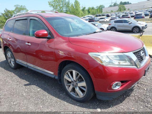  Salvage Nissan Pathfinder