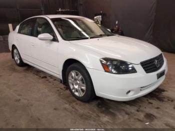  Salvage Nissan Altima