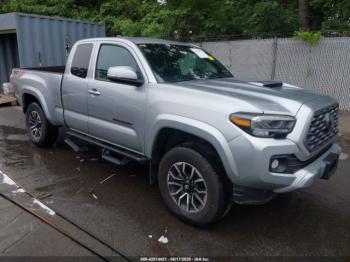  Salvage Toyota Tacoma