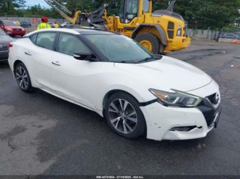  Salvage Nissan Maxima