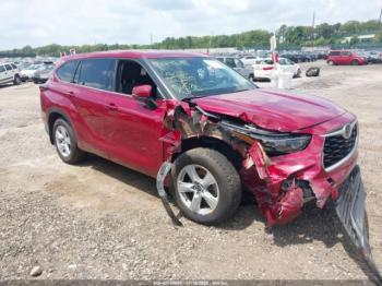  Salvage Toyota Highlander