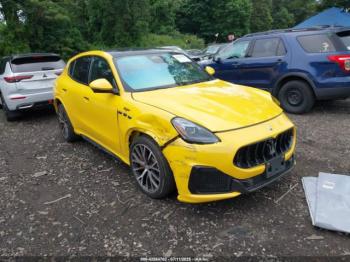  Salvage Maserati Grecale