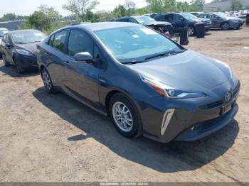  Salvage Toyota Prius