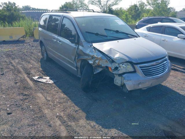  Salvage Chrysler Town & Country