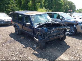  Salvage Jeep Cherokee
