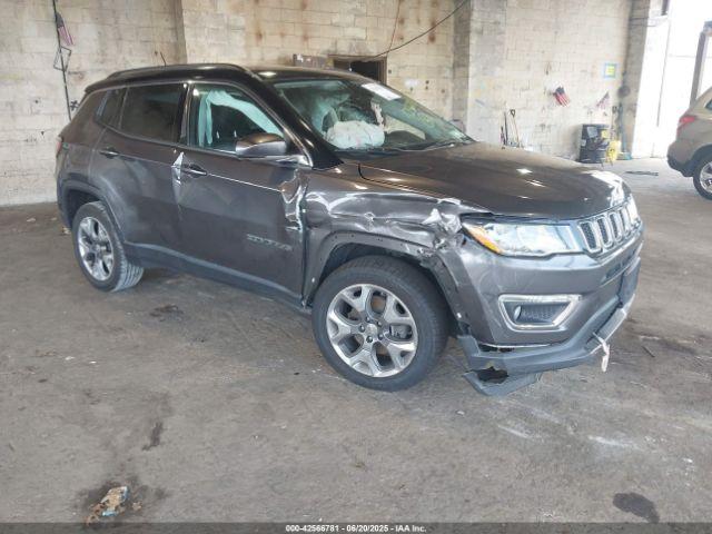  Salvage Jeep Compass