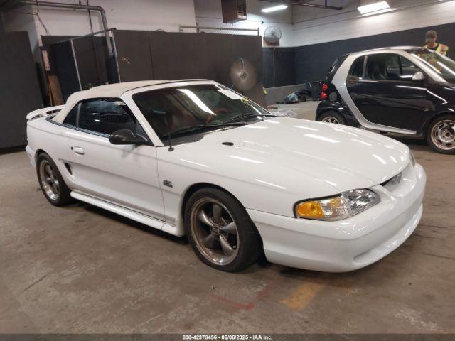  Salvage Ford Mustang