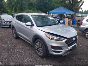  Salvage Hyundai TUCSON