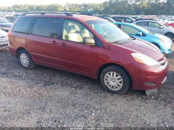  Salvage Toyota Sienna