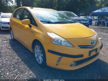  Salvage Toyota Prius v