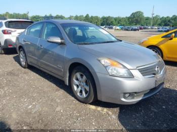  Salvage Nissan Altima