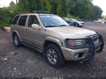  Salvage Nissan Pathfinder