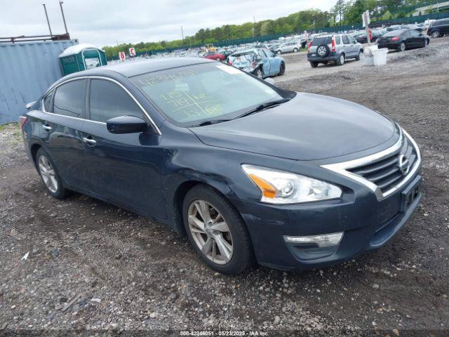  Salvage Nissan Altima