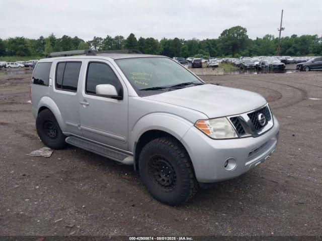  Salvage Nissan Pathfinder