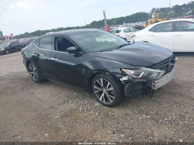  Salvage Nissan Maxima