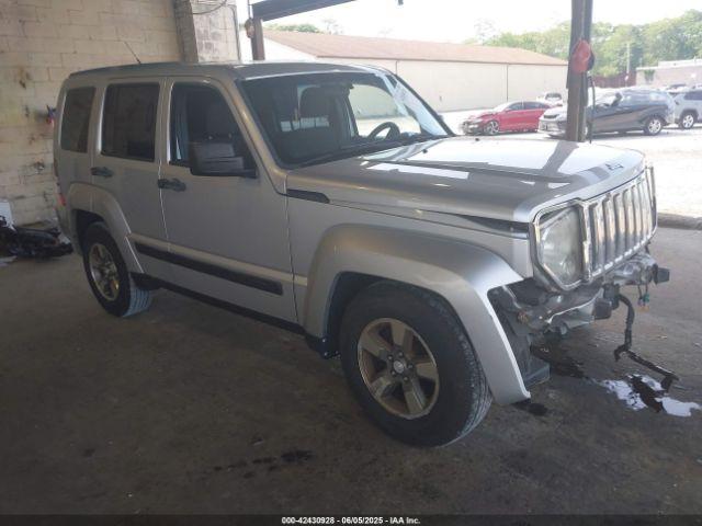  Salvage Jeep Liberty