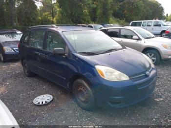  Salvage Toyota Sienna