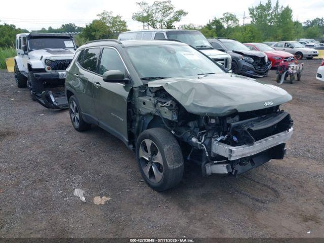  Salvage Jeep Compass