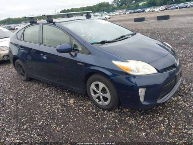  Salvage Toyota Prius