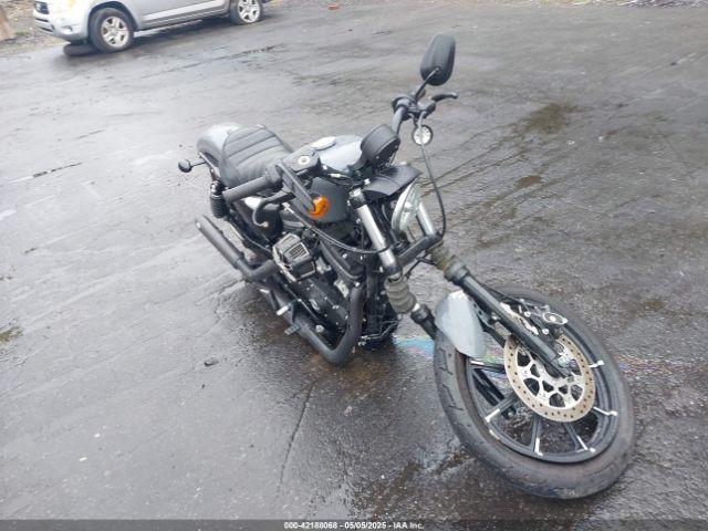  Salvage Harley-Davidson Xl883
