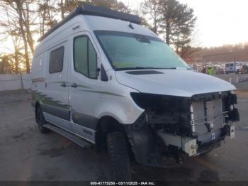  Salvage Mercedes-Benz Sprinter 2500