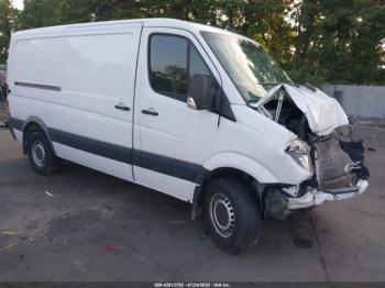  Salvage Mercedes-Benz Sprinter 2500