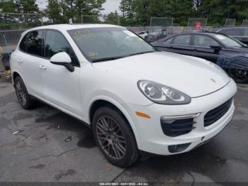  Salvage Porsche Cayenne