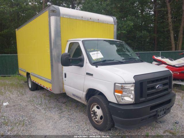  Salvage Ford E-350
