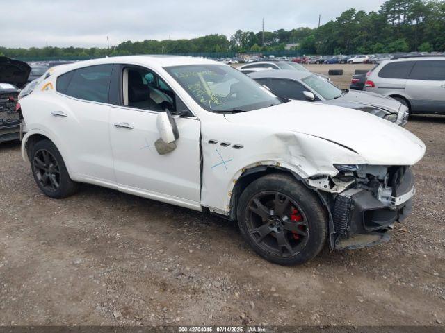  Salvage Maserati Levante