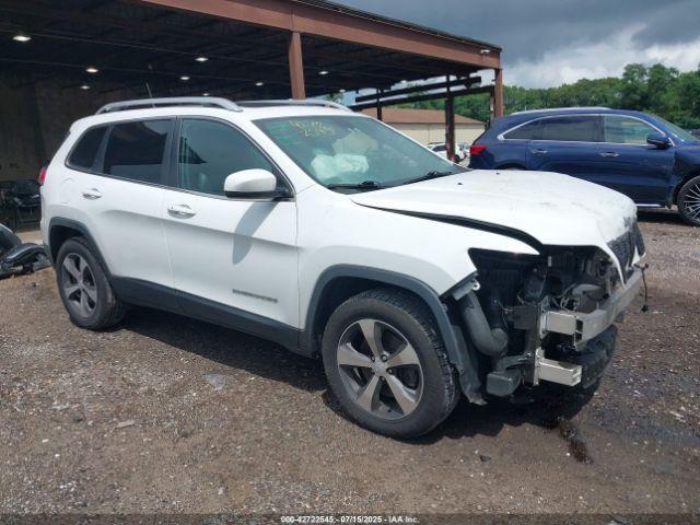  Salvage Jeep Cherokee