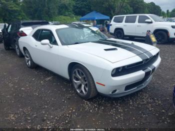  Salvage Dodge Challenger