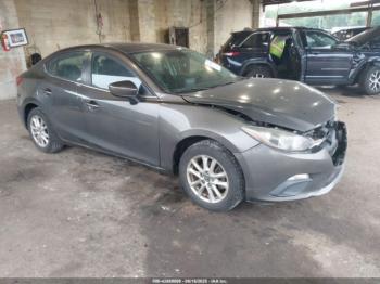  Salvage Mazda Mazda3