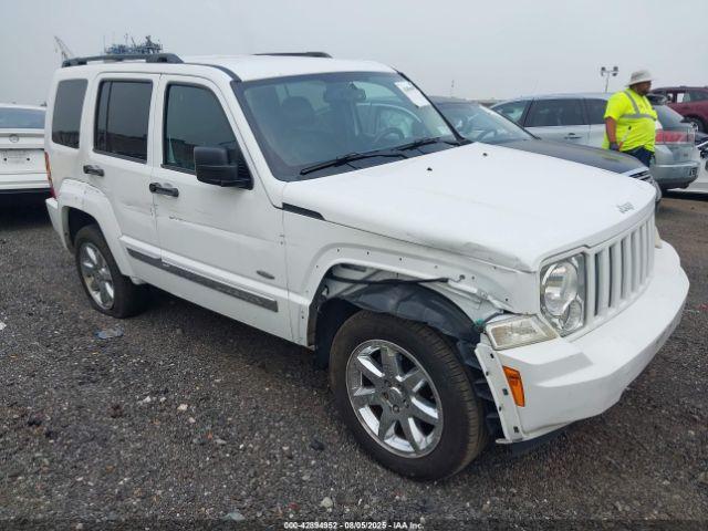  Salvage Jeep Liberty