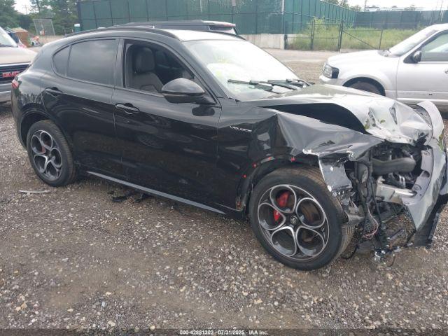  Salvage Alfa Romeo Stelvio
