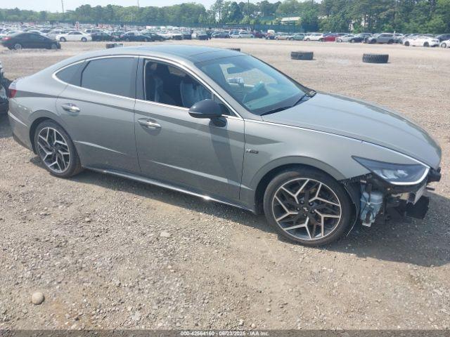  Salvage Hyundai SONATA