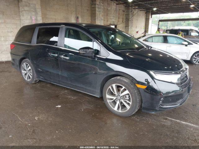  Salvage Honda Odyssey