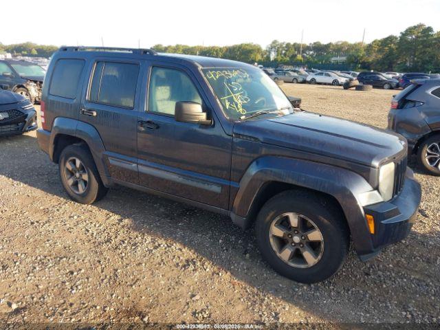  Salvage Jeep Liberty