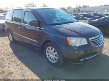  Salvage Chrysler Town & Country