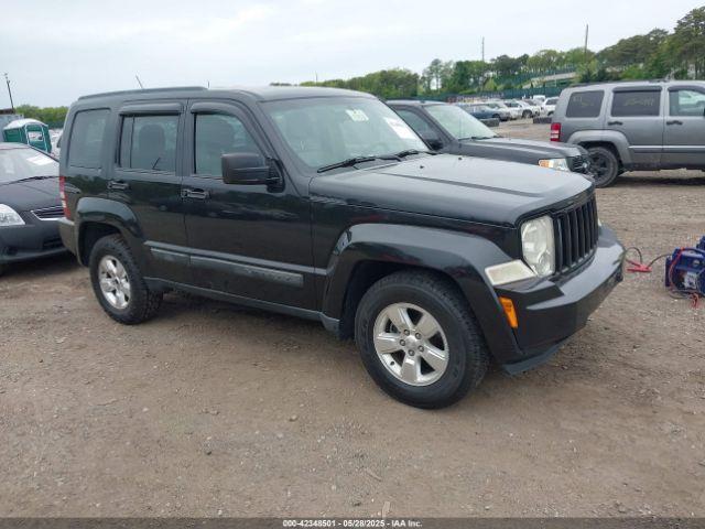  Salvage Jeep Liberty