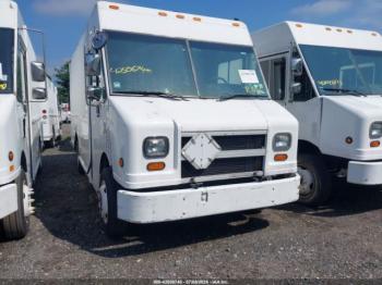  Salvage Freightliner Chassis