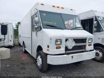  Salvage Freightliner Chassis