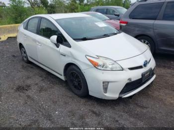  Salvage Toyota Prius