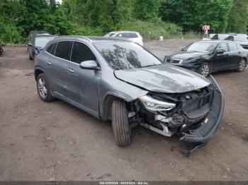  Salvage Mercedes-Benz GLA